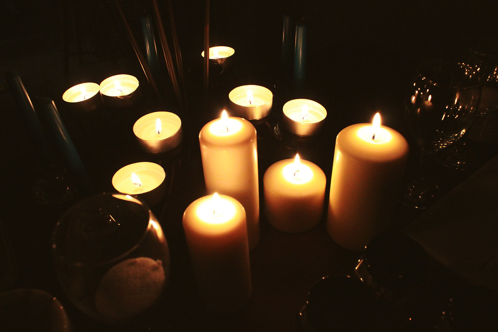 New Moon Ritual Ideas for Intention Setting and Emotional Reset